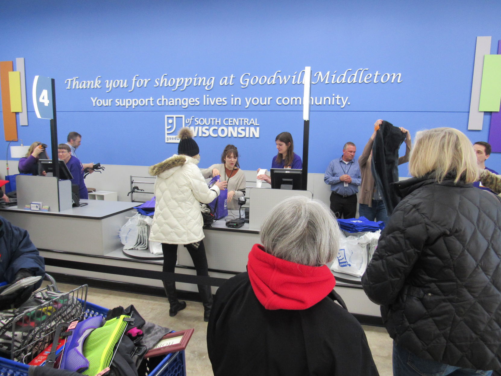 022419-wsj-biz-on-retail3